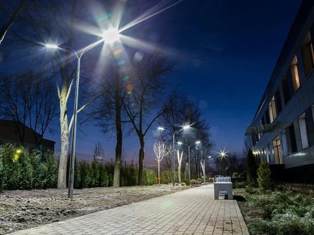 В городе Сольцы Новгородской области модернизировали уличное освещение