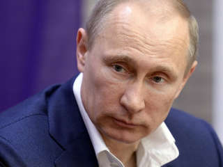Владимир Путин поздравил работников и ветеранов энергетической отрасли России с Днём энергетика