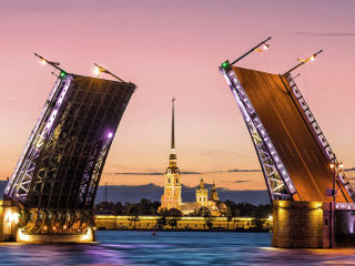 Петербург второй год подряд стал самым энергоэффективным регионом