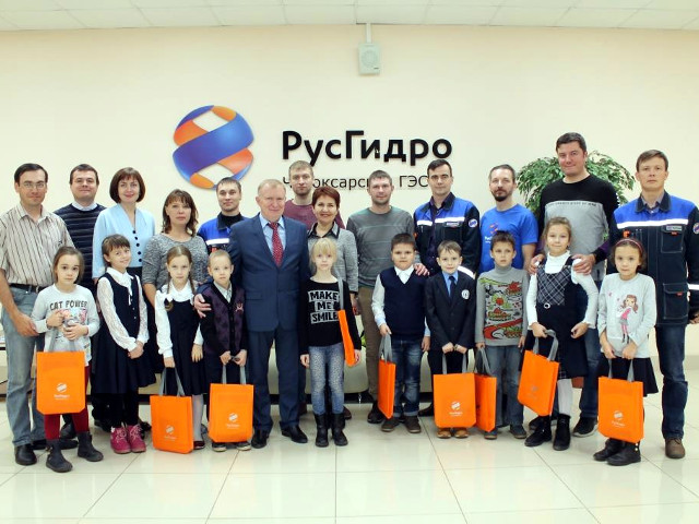 Праздник для первоклассников открыл Марафон энергосбережения #ВместеЯрче в Новочебоксарске