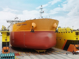 Российские корабелы построили первый танкер на «зеленом» топливе
