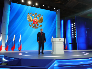 Вовремя своего послания Федеральному Собранию Владимир Путин обозначил новые приоритеты государственной политики