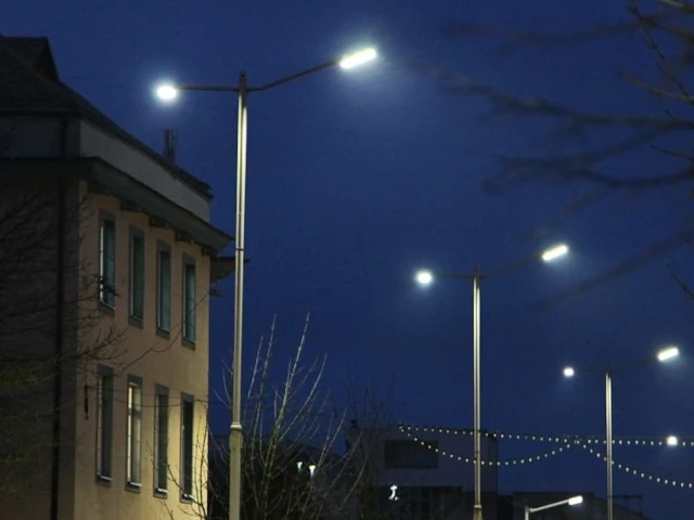 Более 2 тысяч светильников заменят в Оренбурге в 2022 году