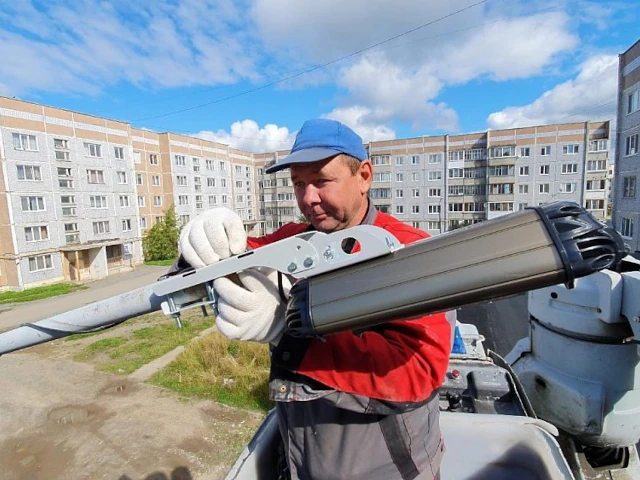 Умные фонари помогли сэкономить Челябинской области 500 млн рублей